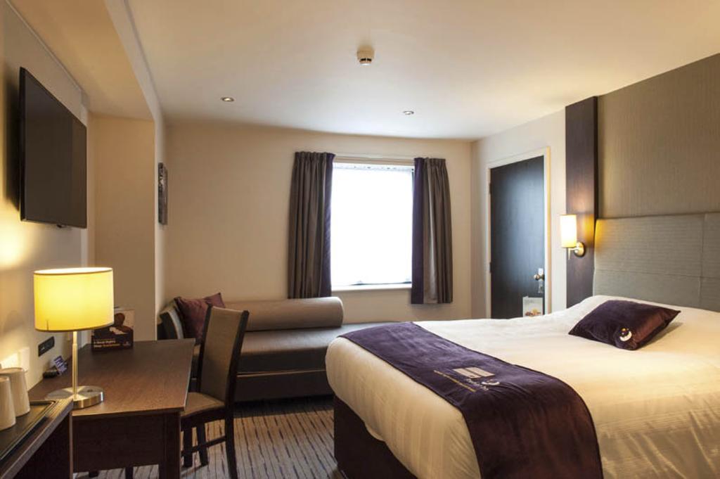 Premier Inn Barrow In Furness エクステリア 写真