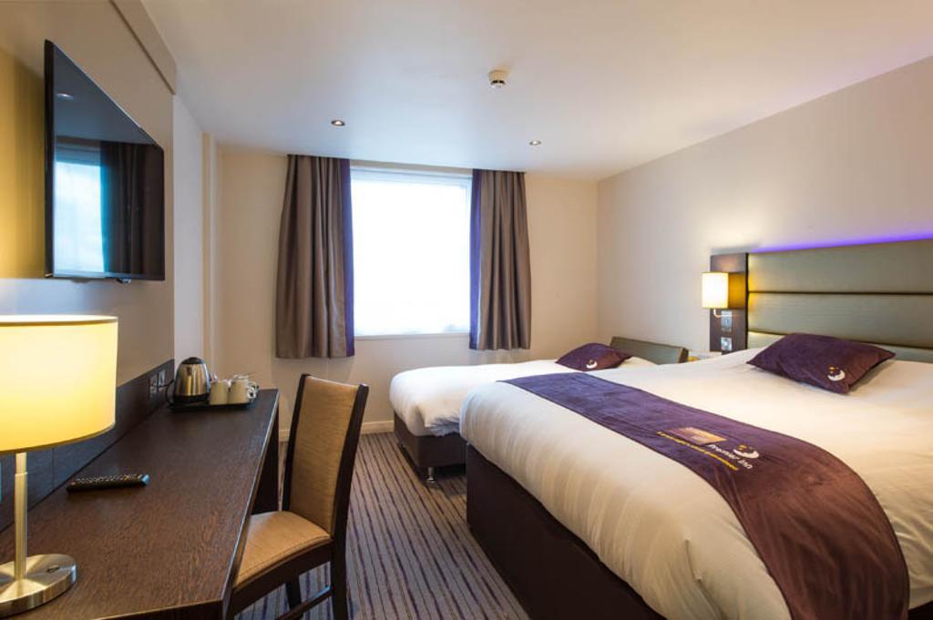 Premier Inn Barrow In Furness エクステリア 写真
