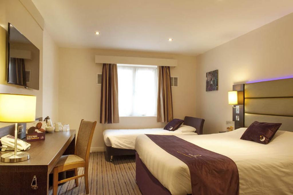 Premier Inn Barrow In Furness エクステリア 写真