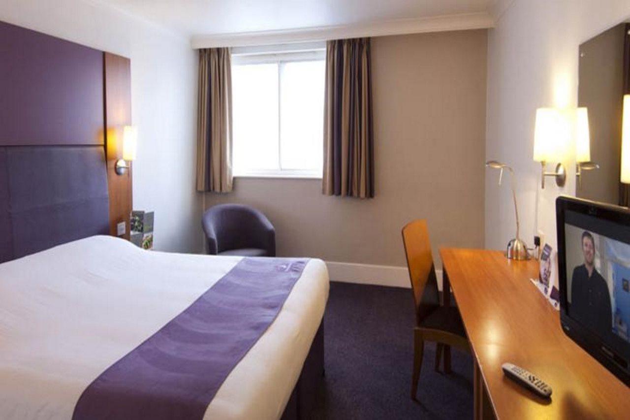 Premier Inn Barrow In Furness エクステリア 写真